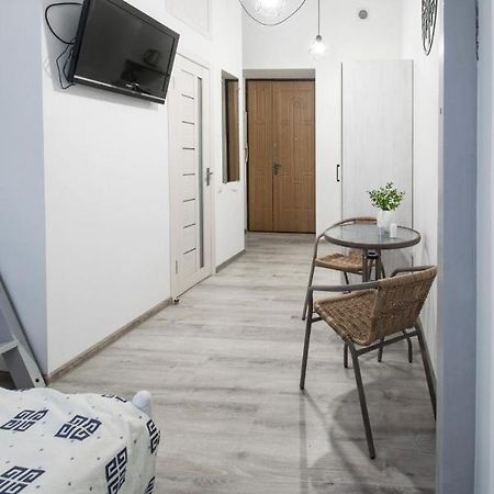 Дворівнева Квартира В Центрі Міста Lviv Exteriör bild
